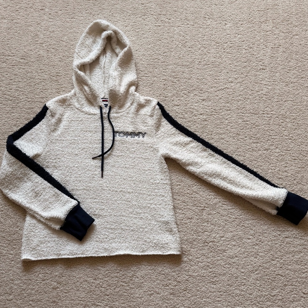 Tommy Hilfiger sweater, size: S